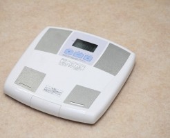 スーツケースの重さと測り方と各社の上限