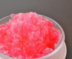 かき氷用シロップの味の違いは?青色の謎